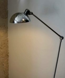Lampe d&rsquo;atelier articulée à étau