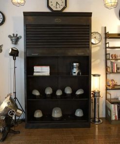 Armoire métallique à rideau